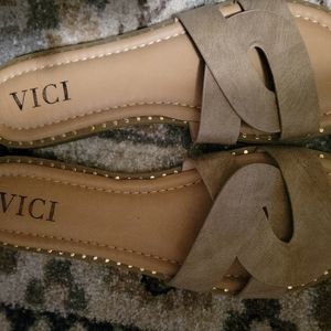 Vici Sandal